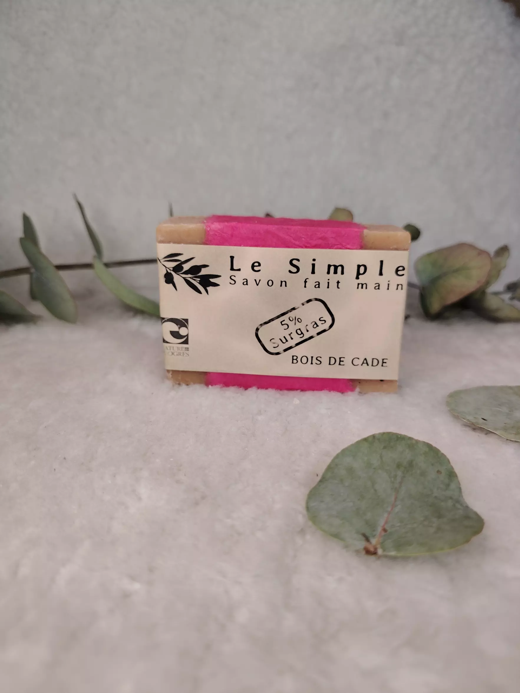 Savon solide Exfoliant Bois de cade Le Simple – Image 2