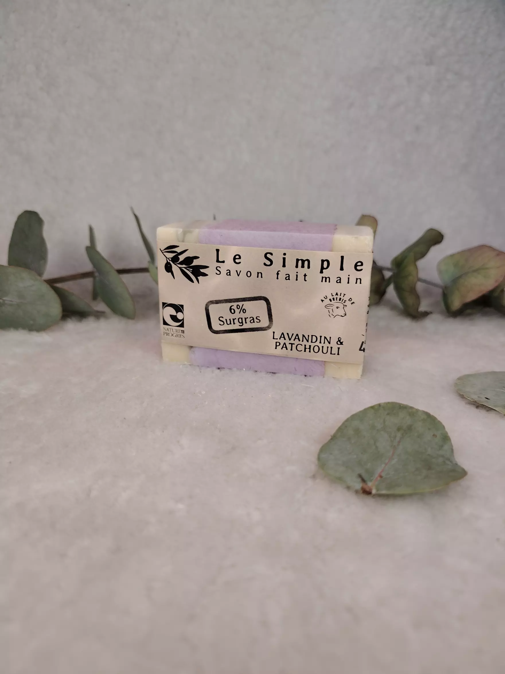 Savon solide Lavandin patchouli au lait de brebis Le Simple