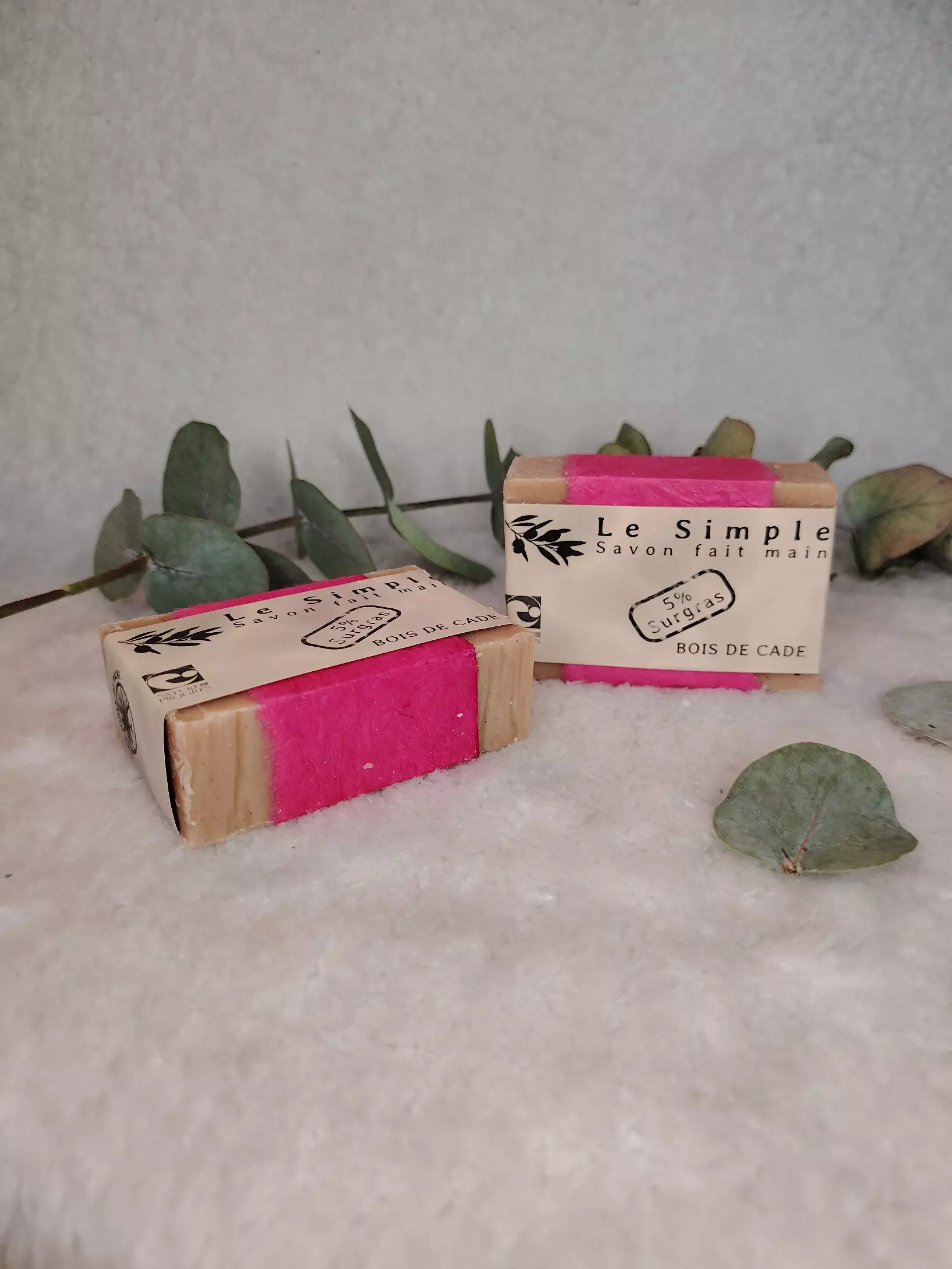 Savon solide Exfoliant Bois de cade Le Simple